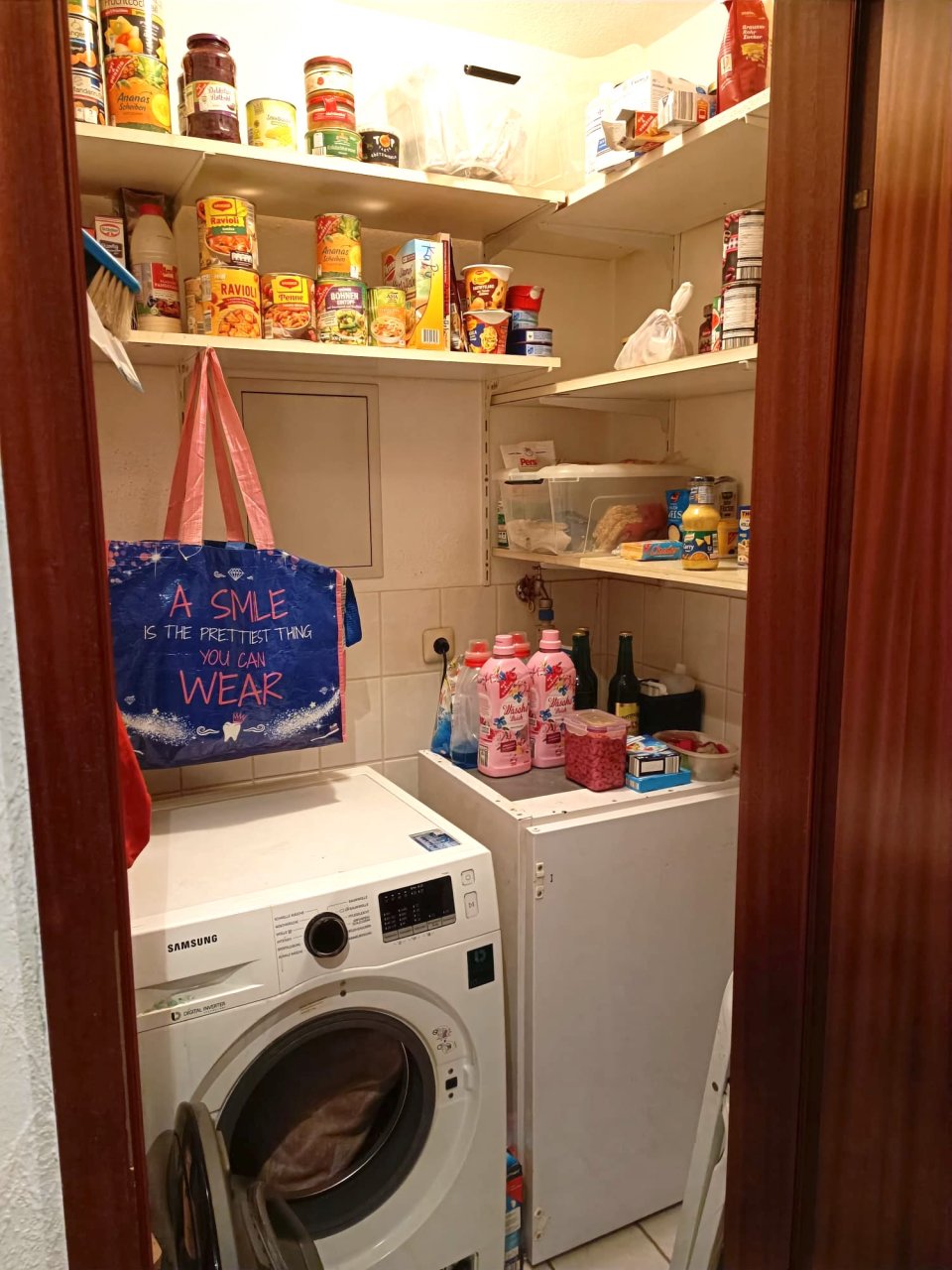 moderne 3 Zi. Wohnung im 1.OG mit 2 Balkonen