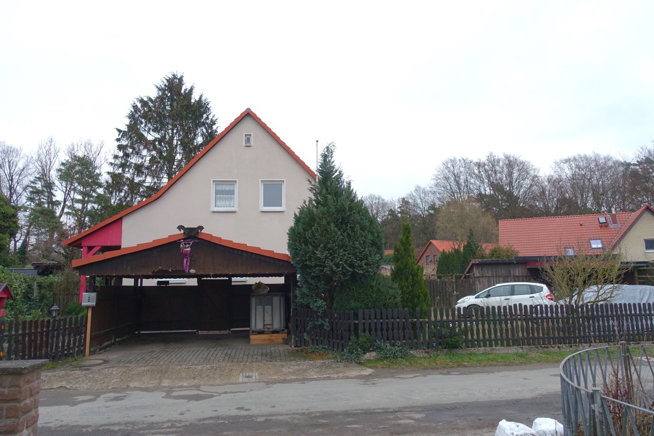 schönes Baugrundstück in ruhiger Feldrandlage 