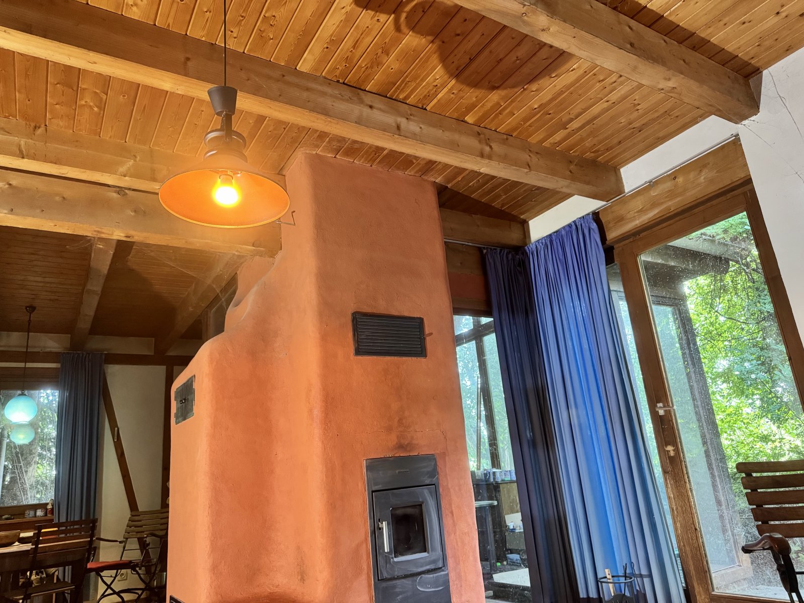 zukunftsorientiertes Einfamilienhaus in Waldlage