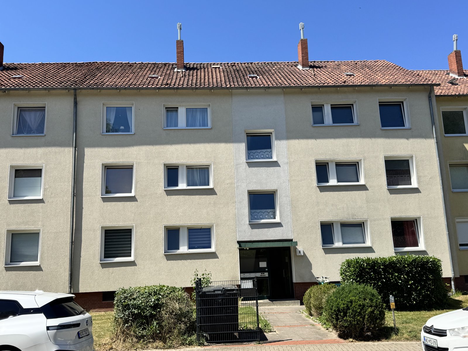 gut geschnittene 3 Zi. OG Wohnung mit Balkon 