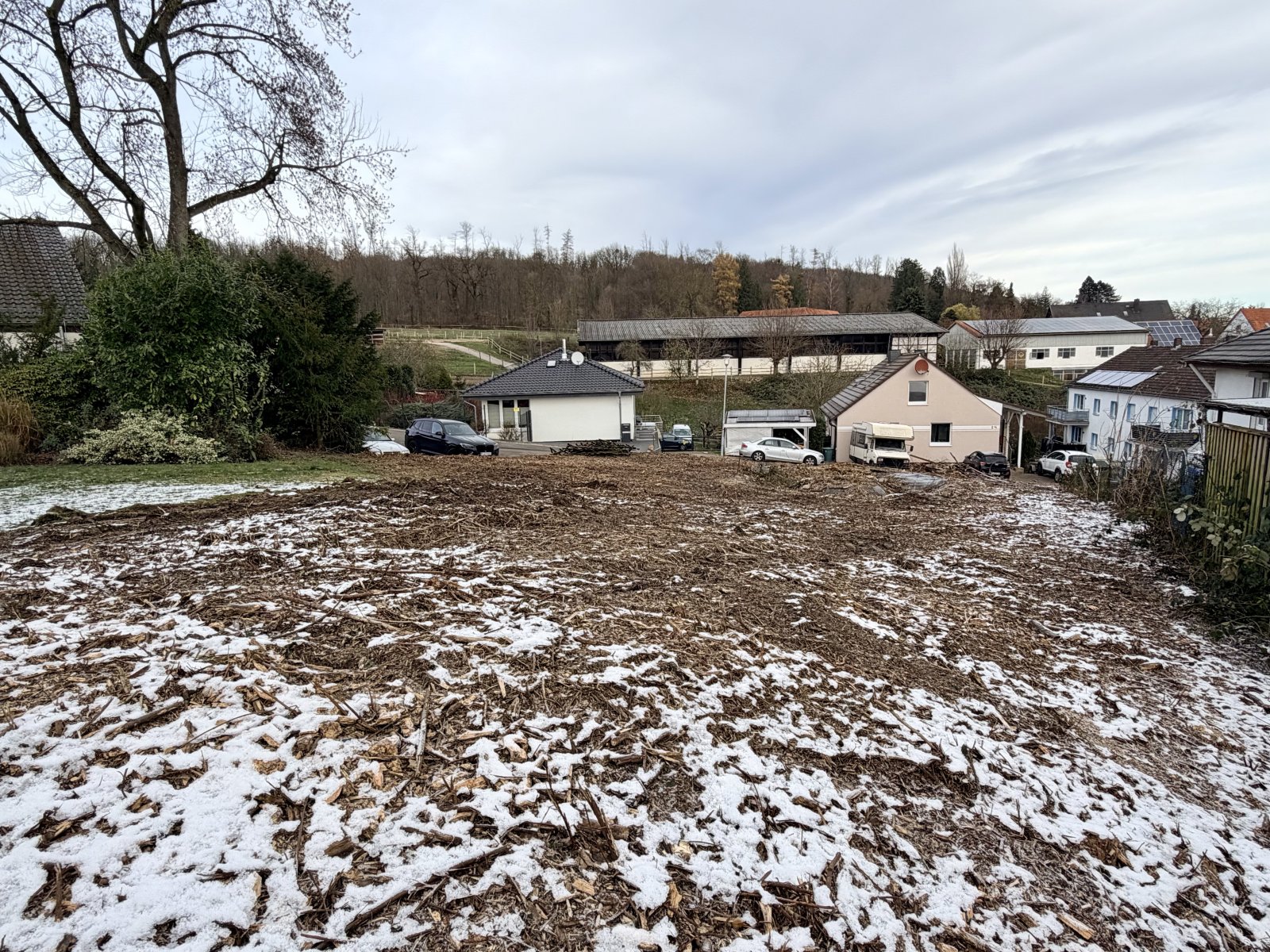 Baugrundstück mit Traumblick am Hang
