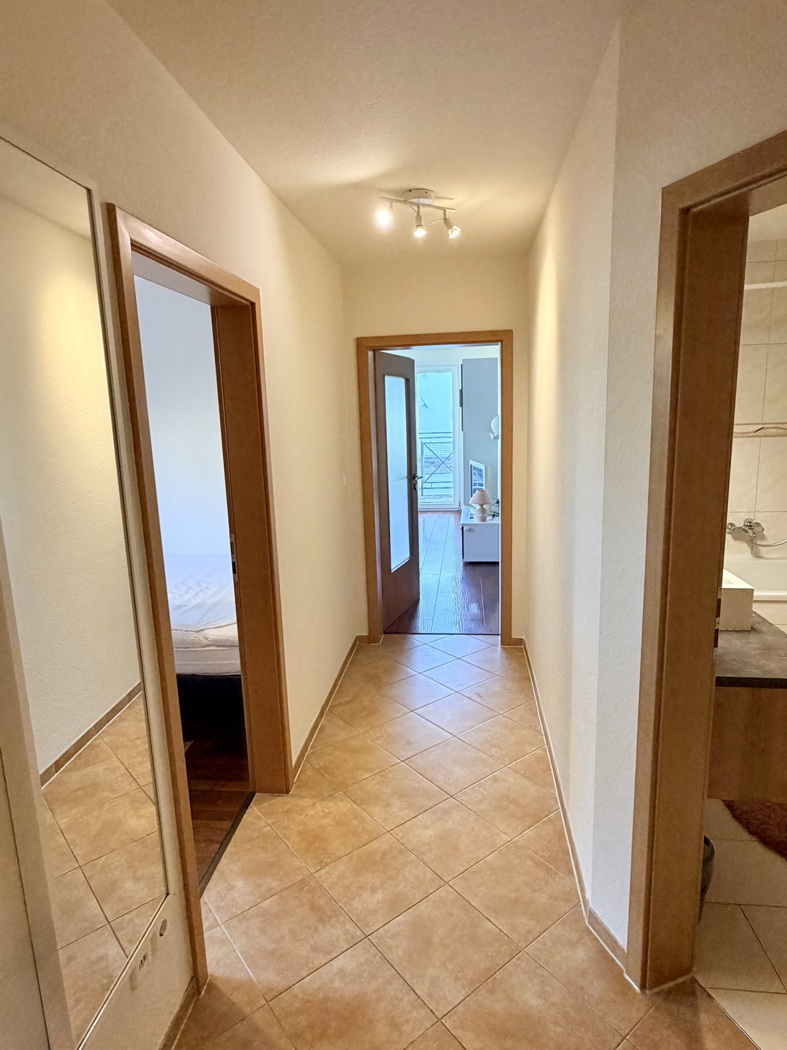 Lichtdurchflutete 3-Zimmer-Wohnung mit Balkon