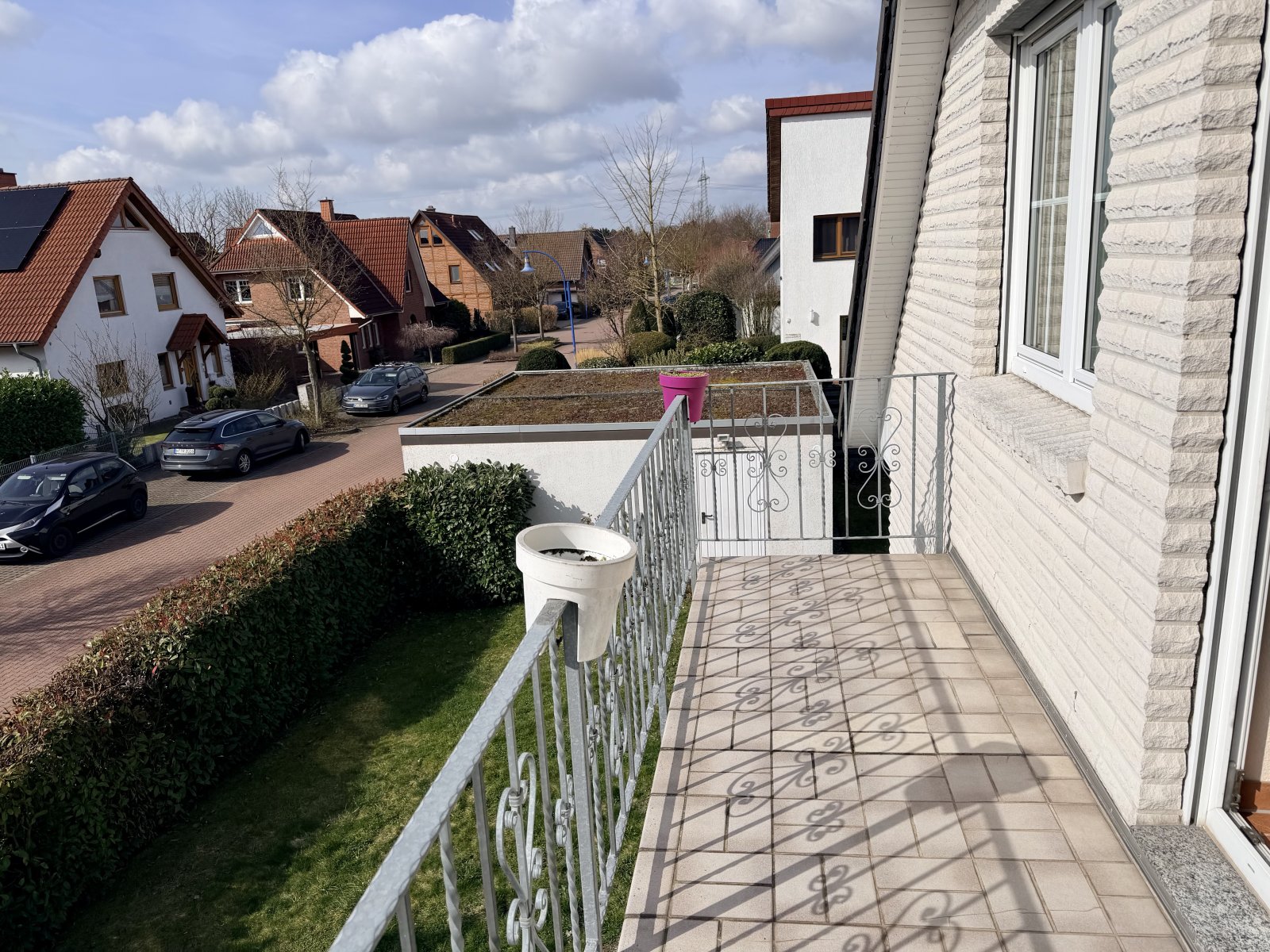 hochwertiges Zweifamilienhaus in top Wohnlage