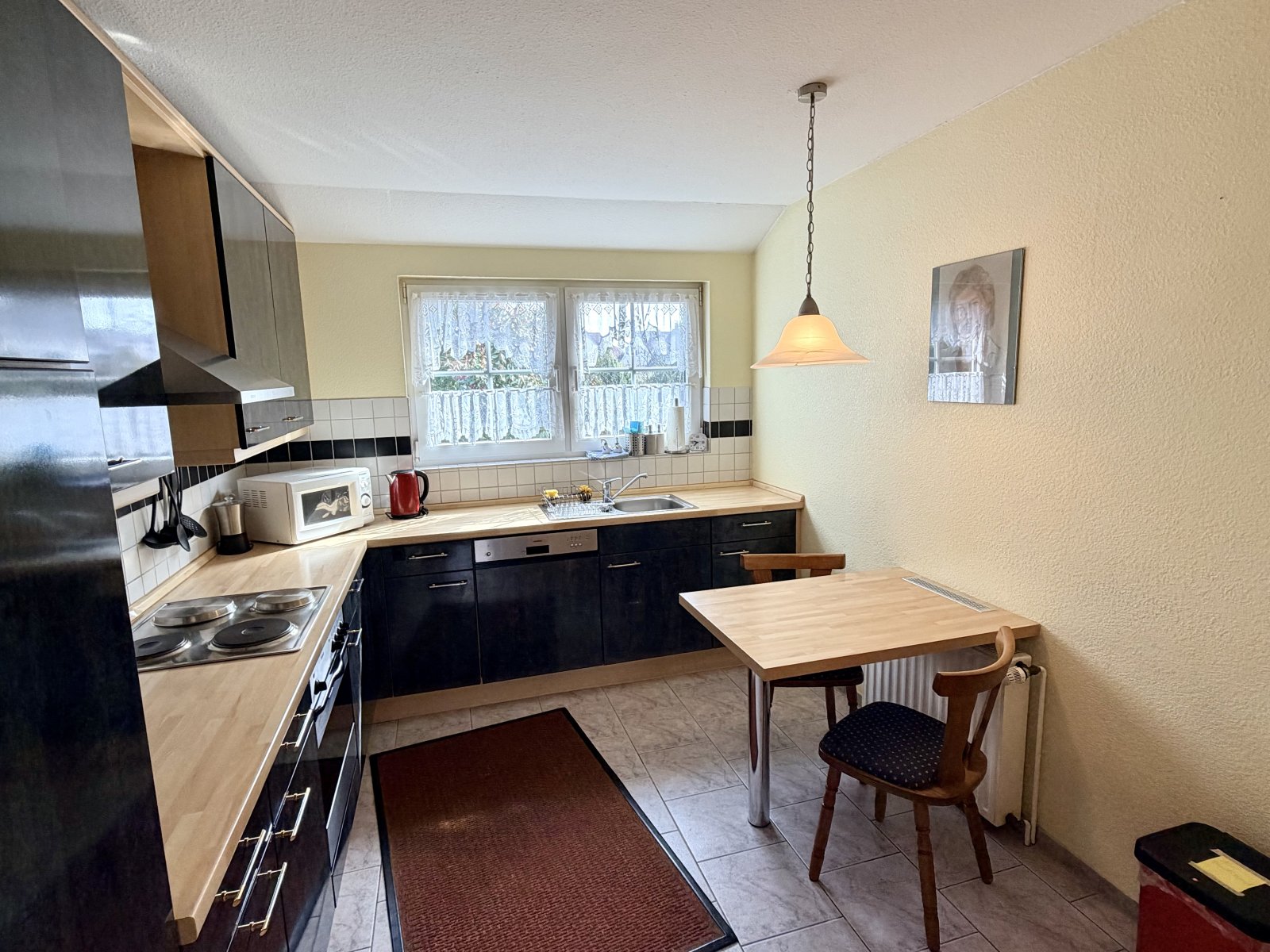 hochwertiges Zweifamilienhaus in top Wohnlage