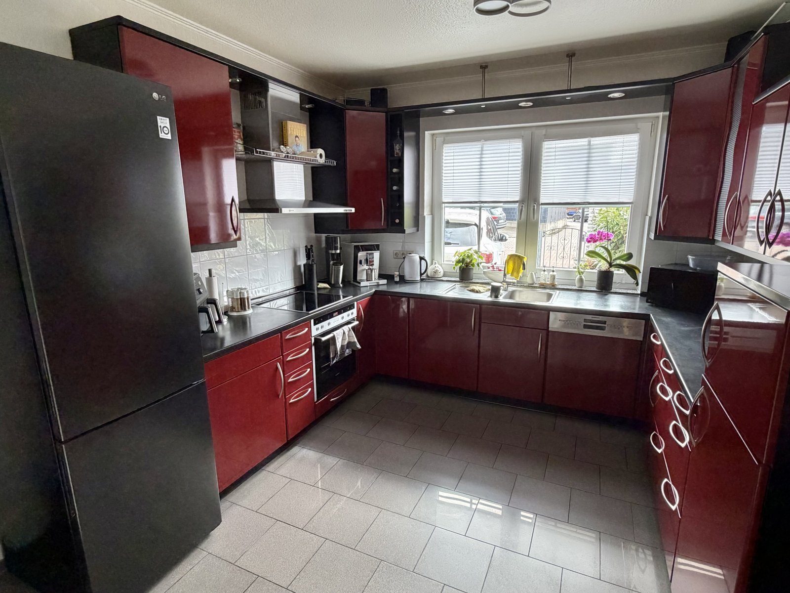 hochwertiges Zweifamilienhaus in top Wohnlage