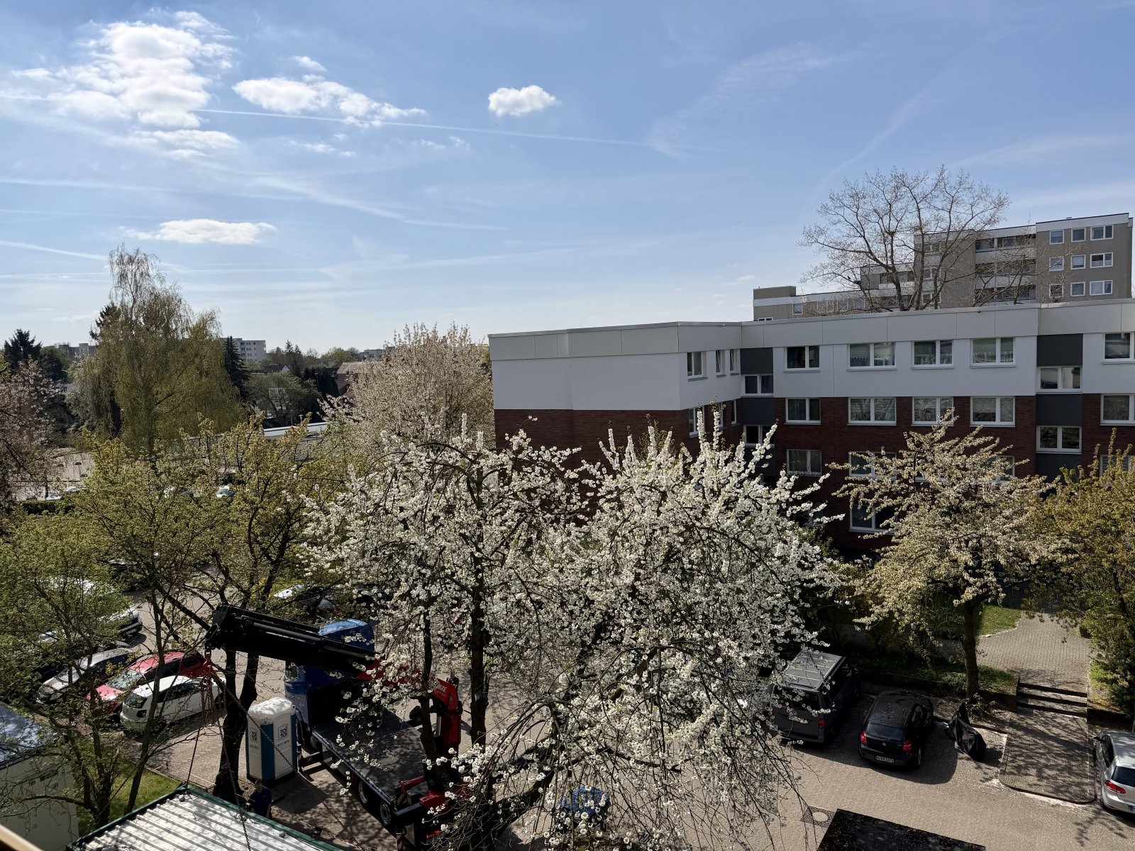 moderne 1,5 Zi Wohnung mit Personenaufzug und Balkon