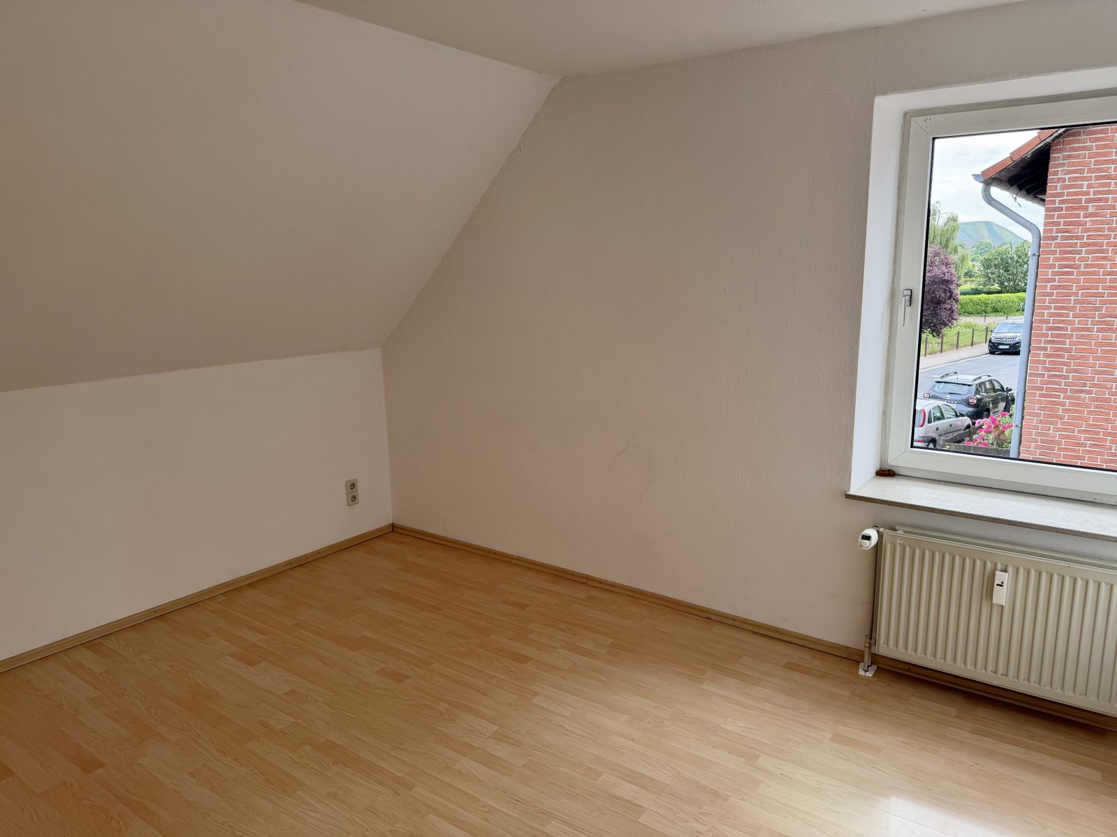 Charmante 2 Zimmer Wohnung 1.OG mit Balkon