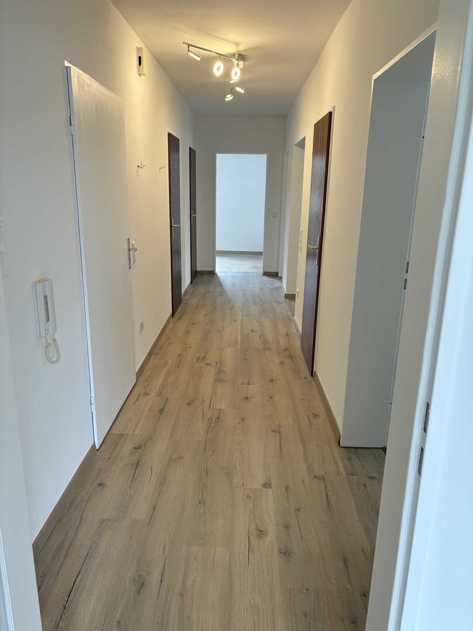 Viel Platz zum Wohlfühlen – 4-Zi.Wohnung mit Balkon
