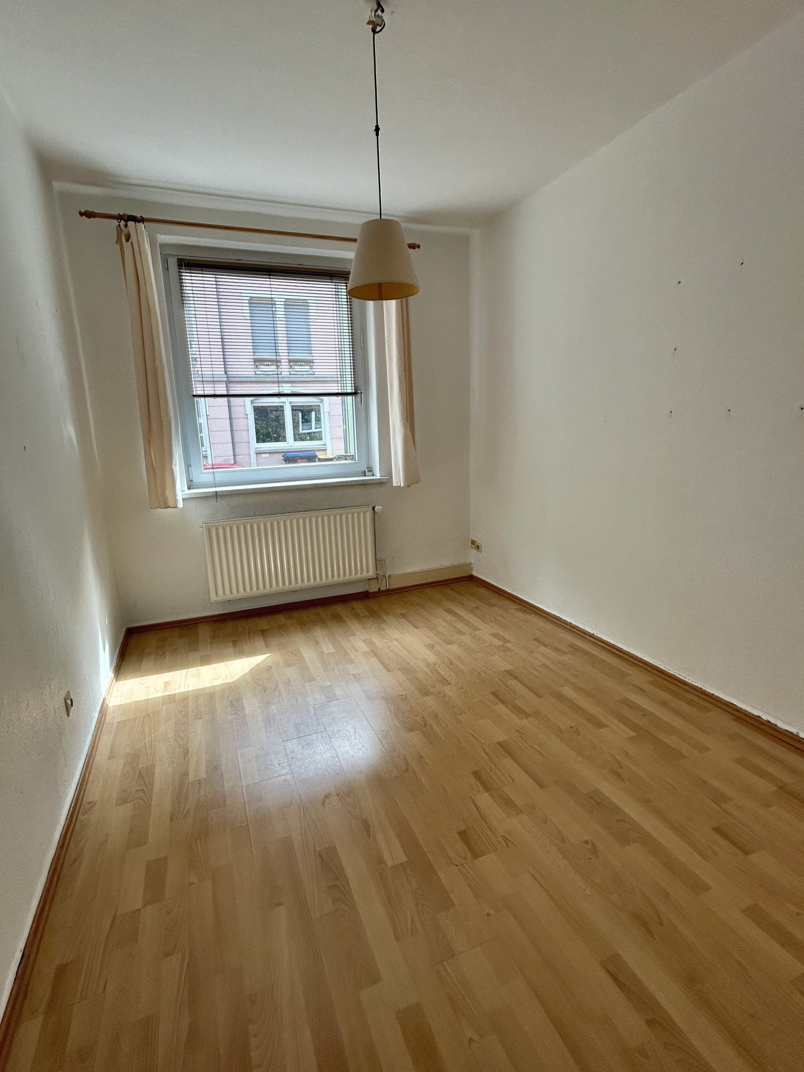 Ruhig wohnen, mitten in Döhren – 3 Zimmer mit Balkon
