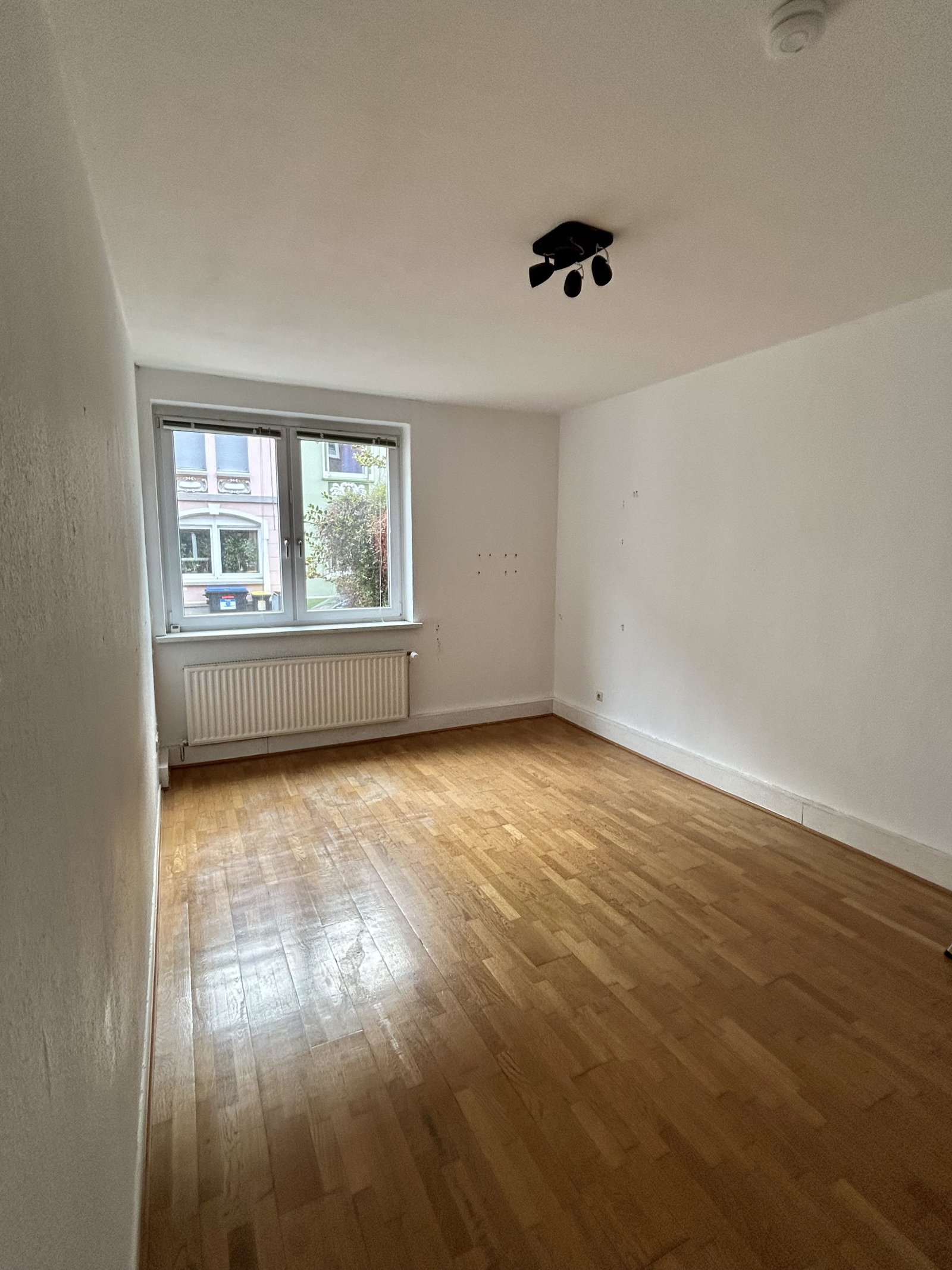 Ruhig wohnen, mitten in Döhren – 3 Zimmer mit Balkon