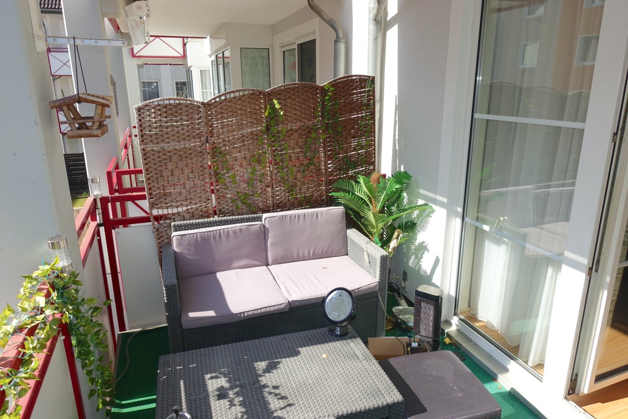großer Balkon großer Balkon