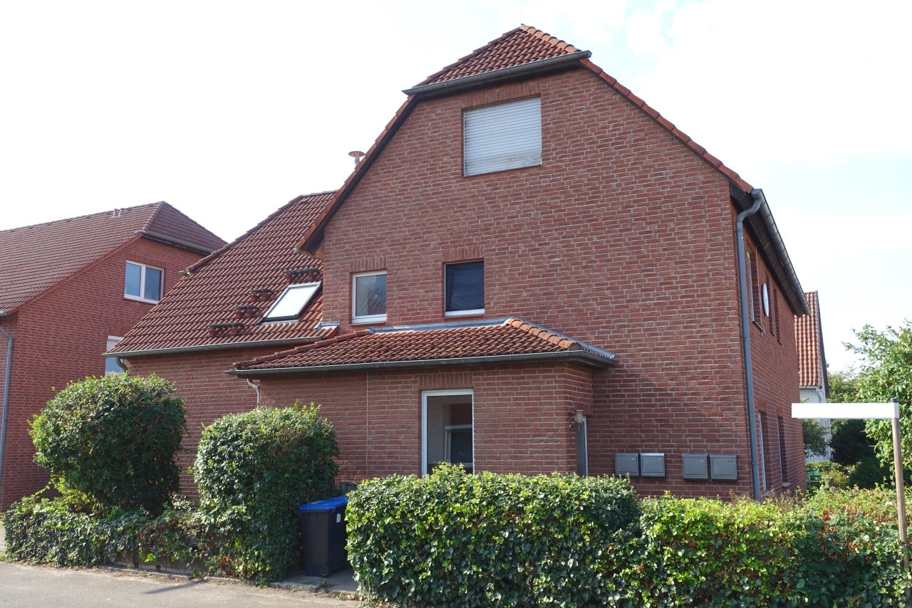 Hausansicht front