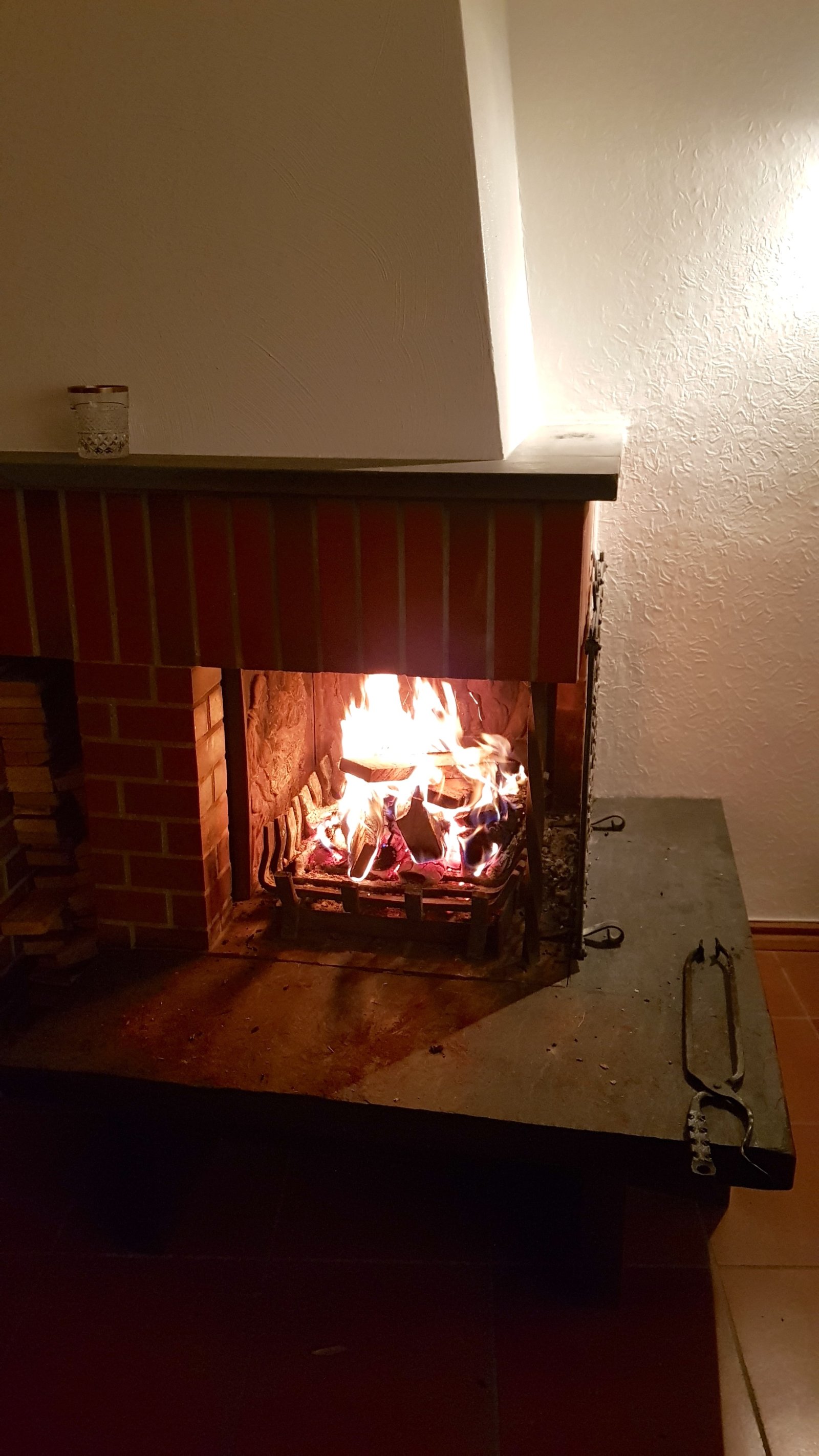 Kamin Kamin