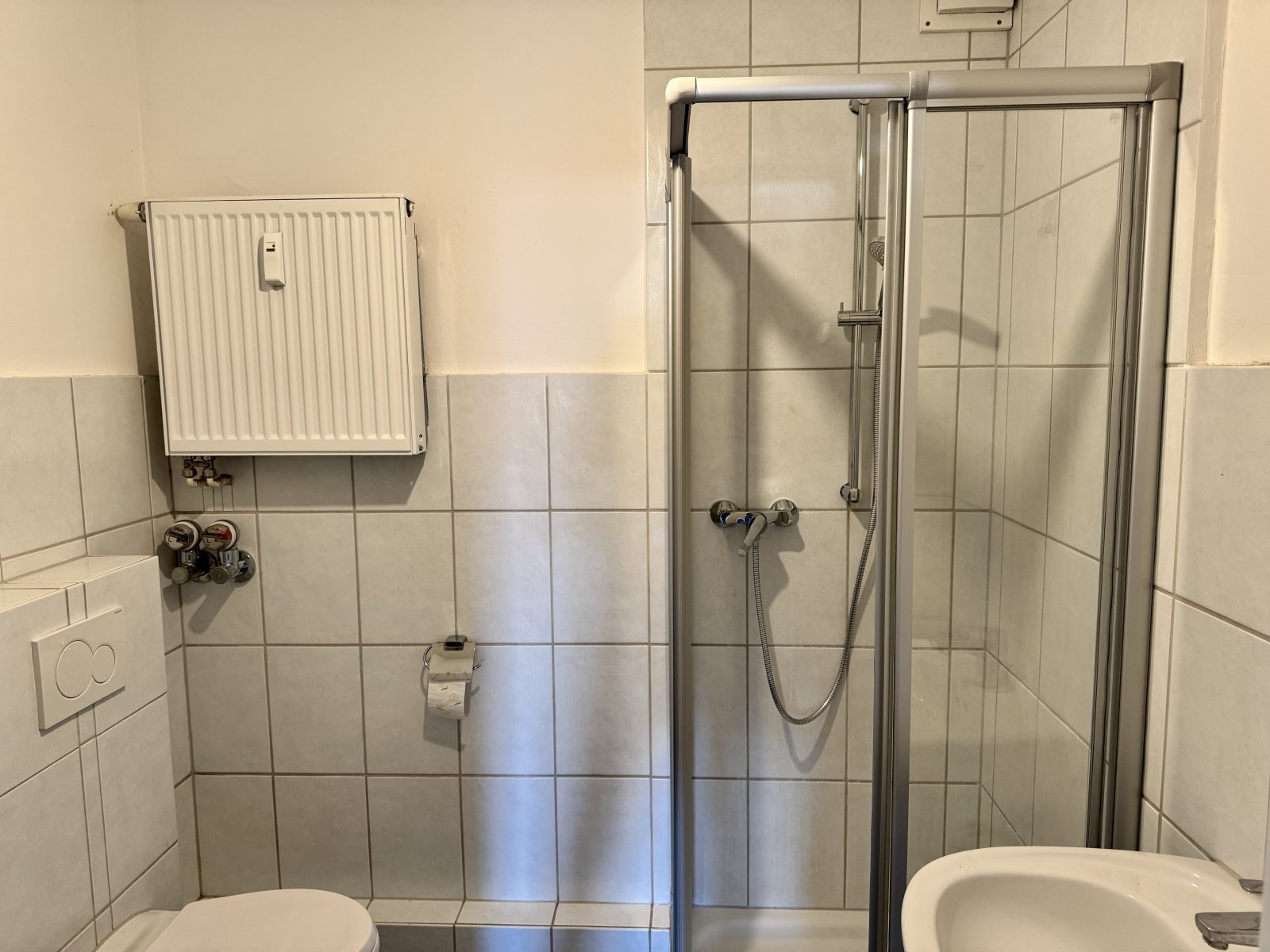 Bad mit Dusche Bad mit Dusche