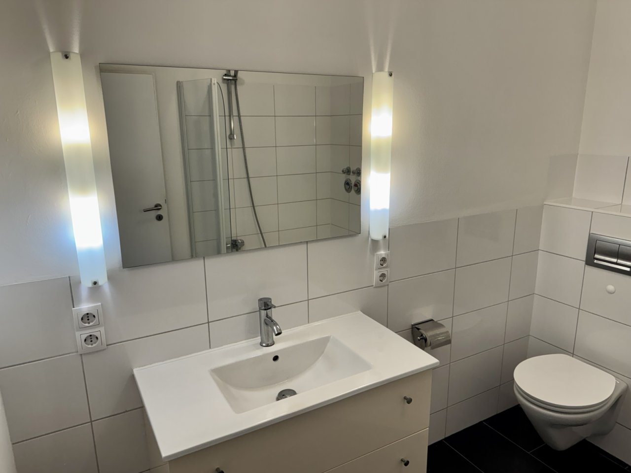Bad mit Wanne 