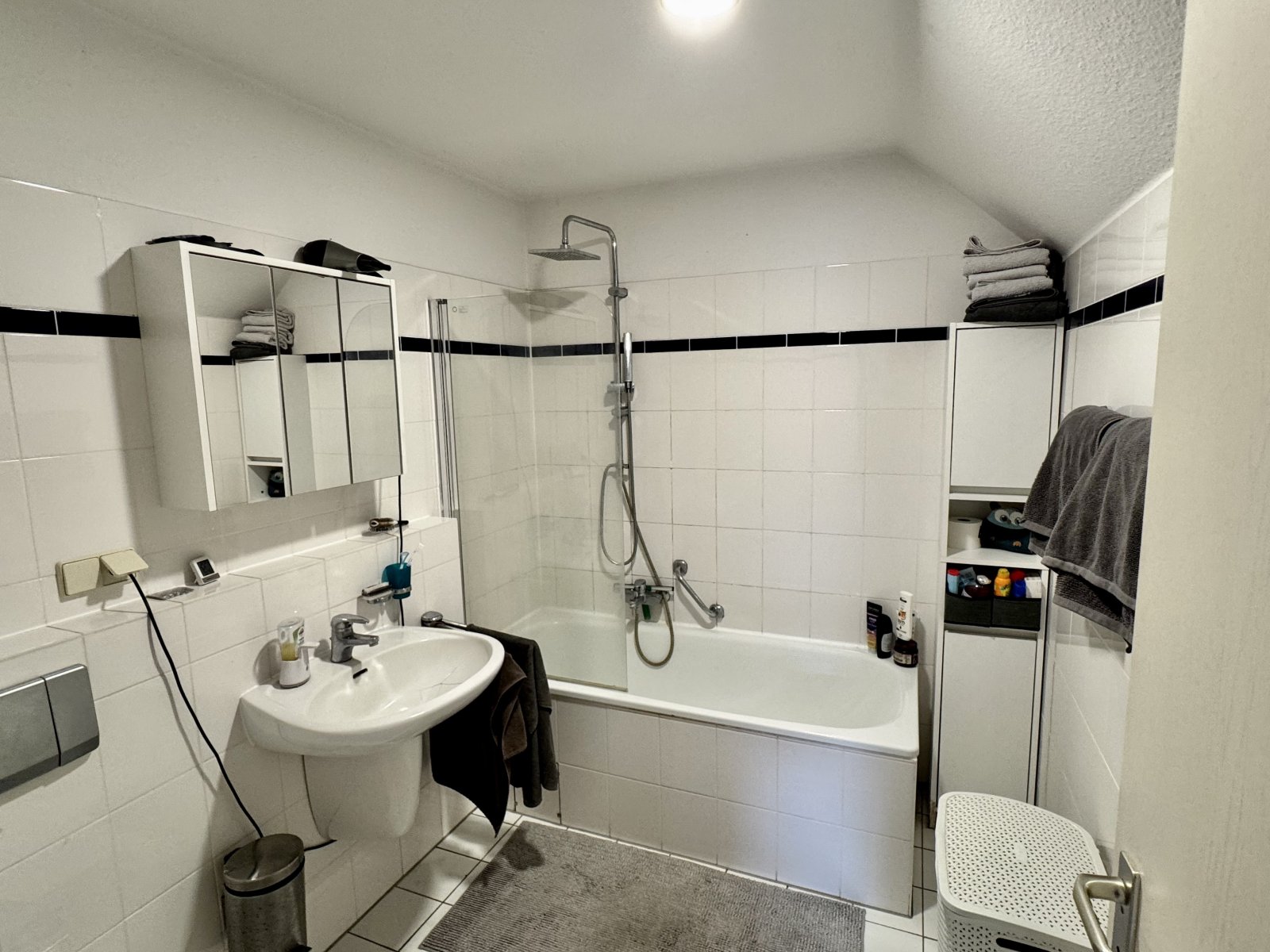 Bad mit Wanne Bad mit Wanne