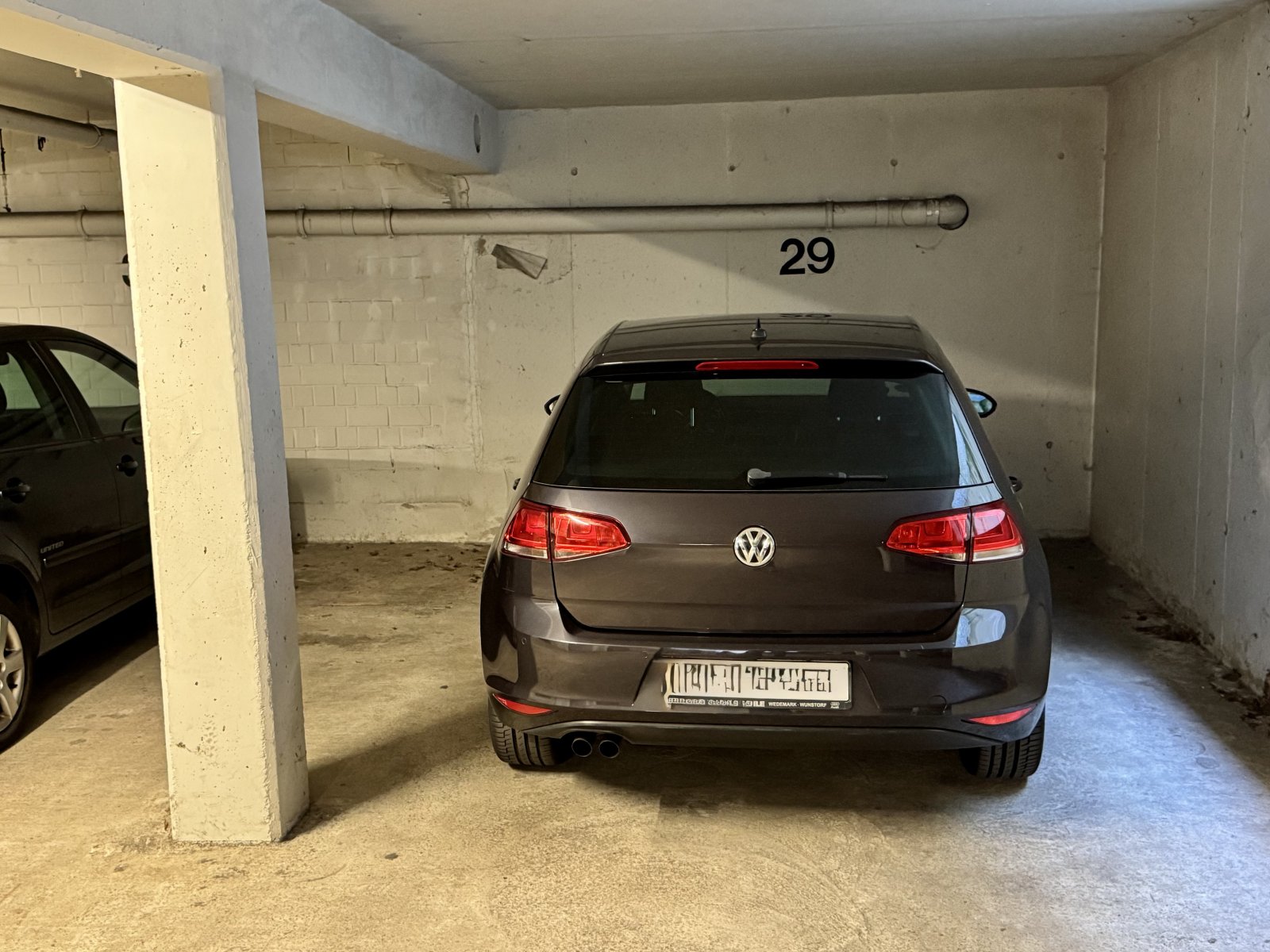 Tiefgaragenstellplatz Tiefgaragenstellplatz