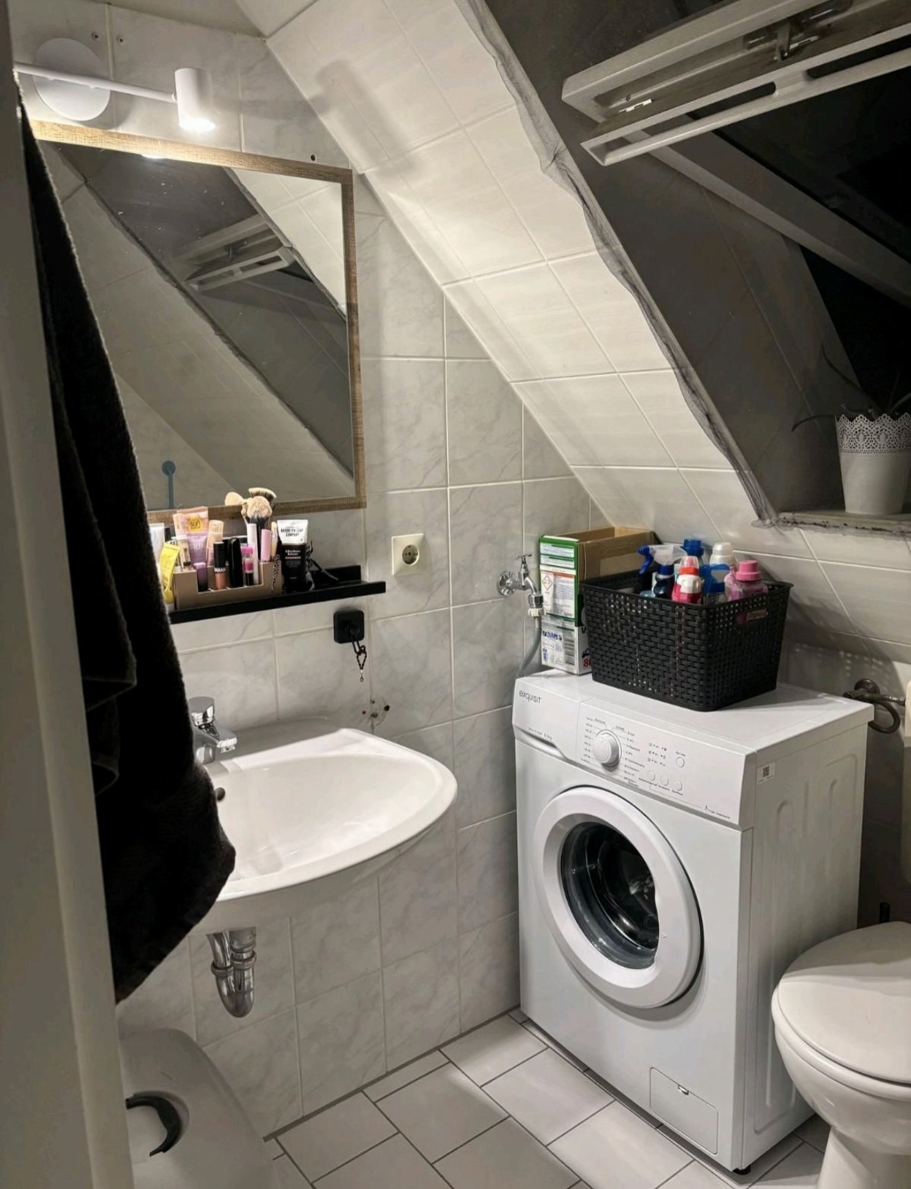 Bad mit Wanne Bad mit Wanne