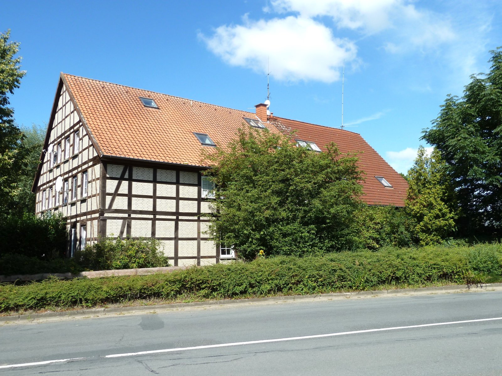 Hausansicht seitlich Hausansicht seitlich