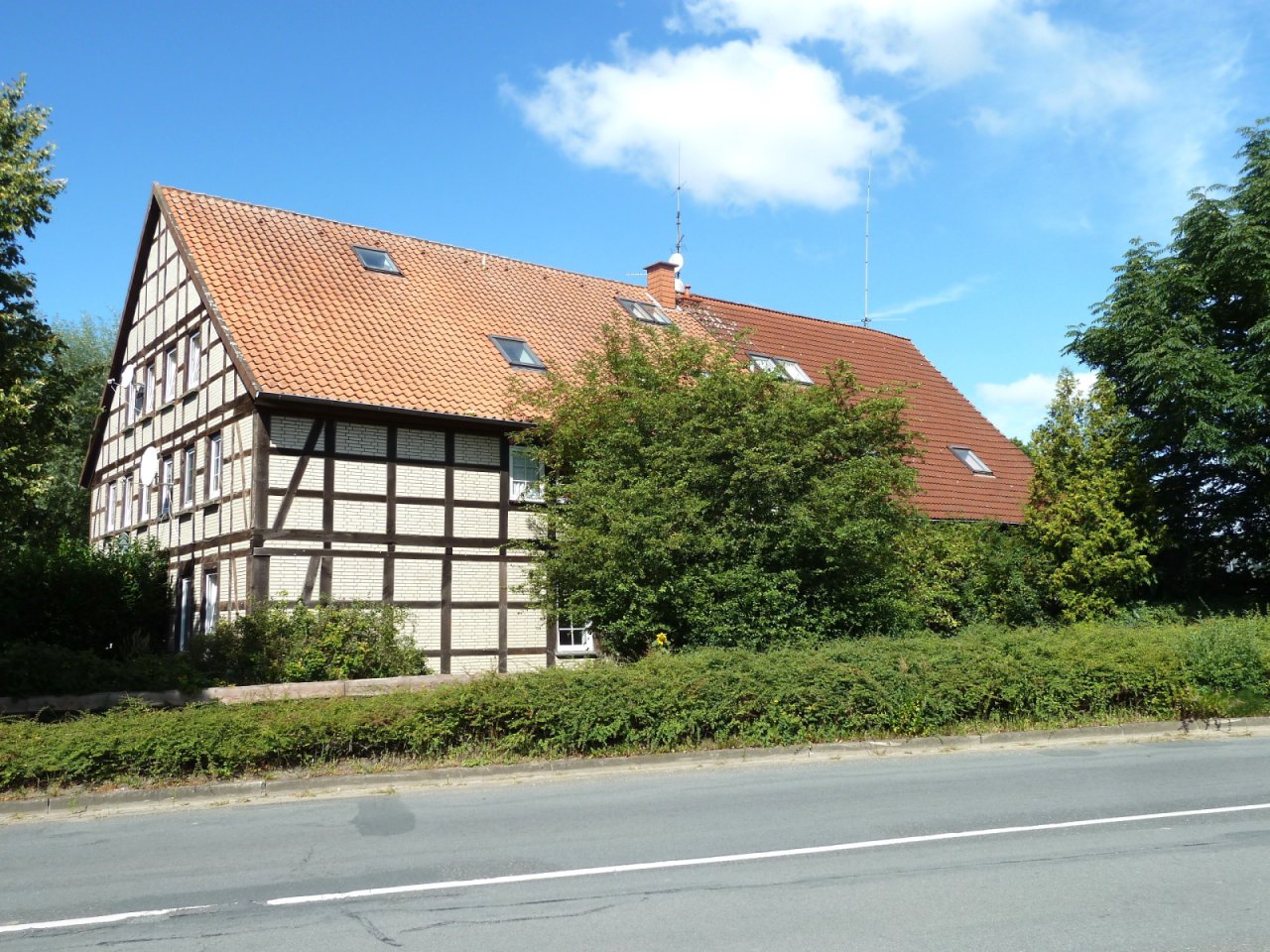 Hausansicht seitlich Hausansicht seitlich