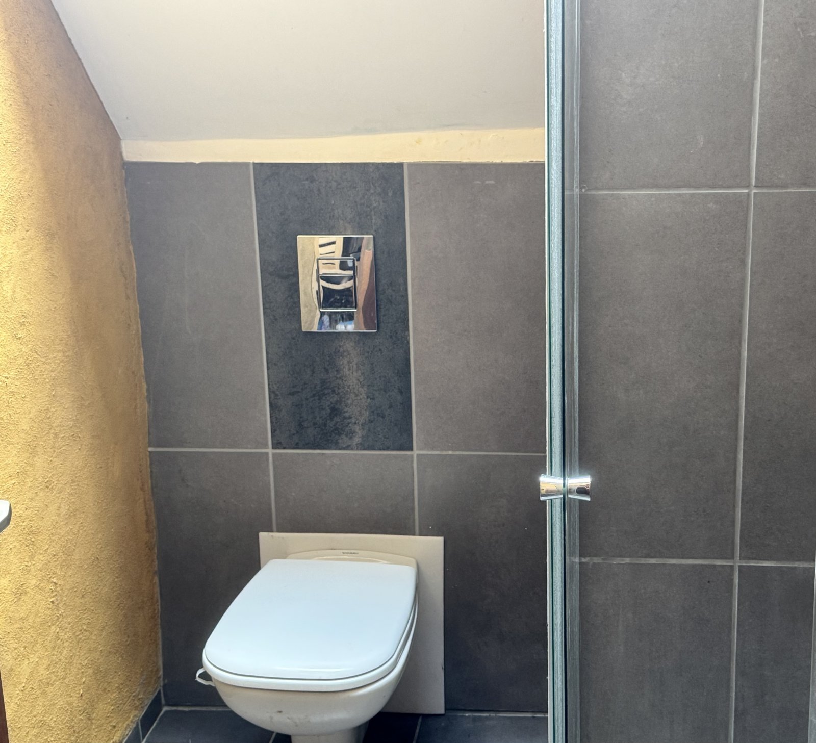 Bad mit Dusche Bad mit Dusche
