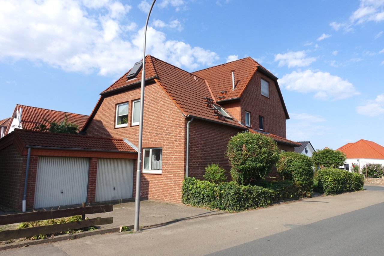 Hausansicht seitlich Hausansicht seitlich