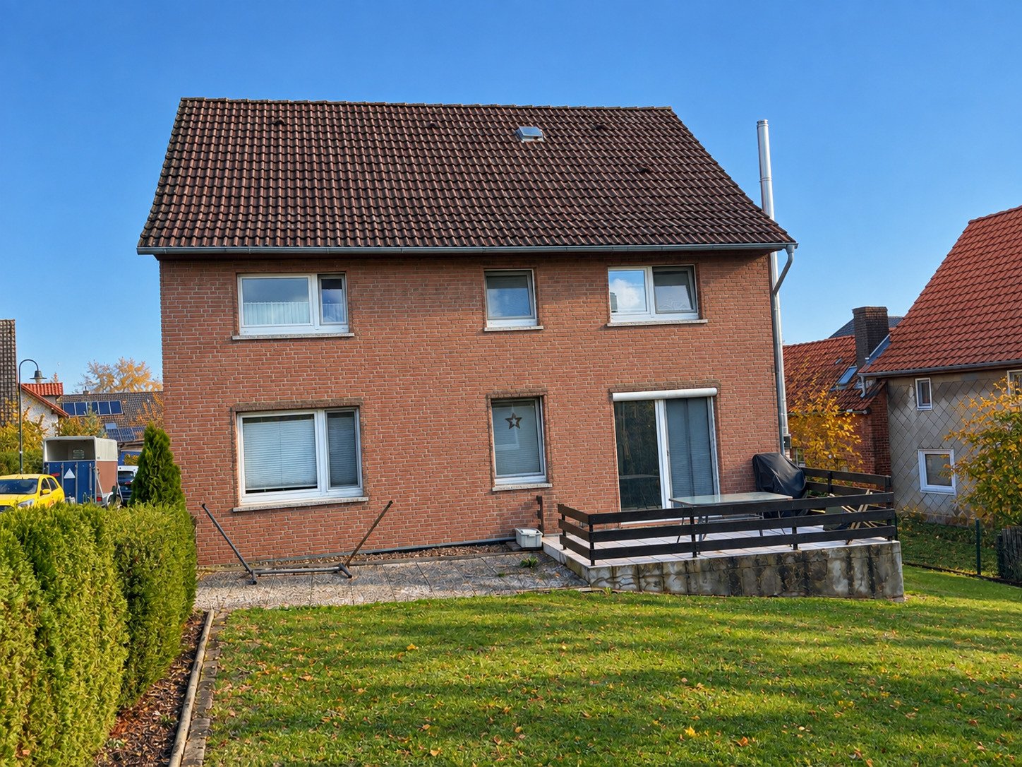 Hausansicht seitlich Hausansicht seitlich