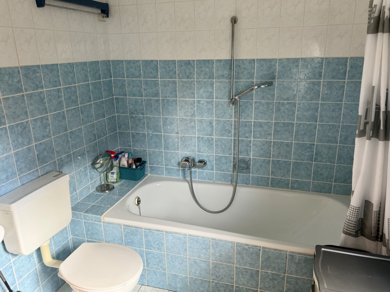 Bad mit Wanne Bad mit Wanne